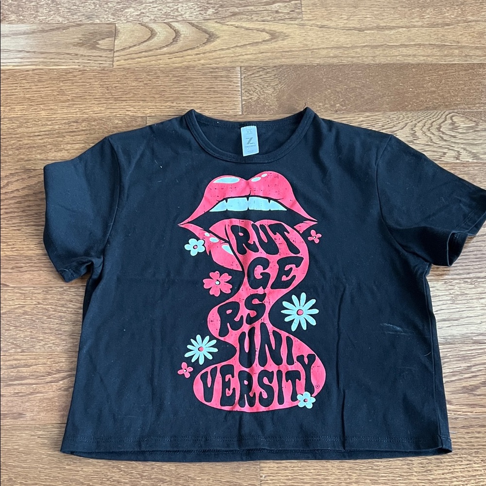 Zoozatz XS black short sleeve Rutgers university lips and tongues out shirt